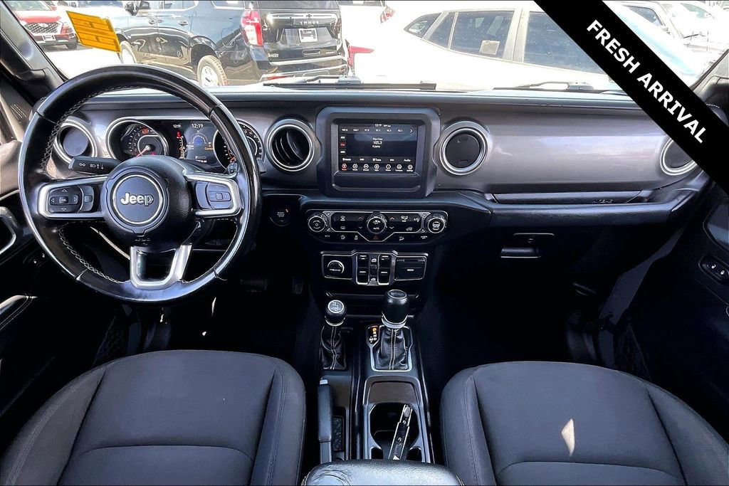 Used 2020 Jeep Wrangler Unlimited Sahara image 7