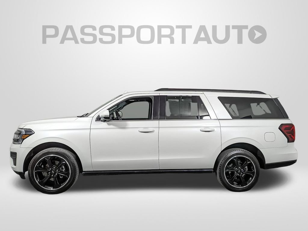 Used 2023 Ford Expedition Max Limited image 2