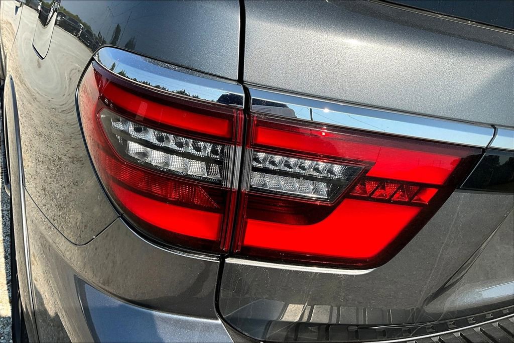 Used 2023 Nissan Armada Platinum w/ Captain's Chairs Package image 23