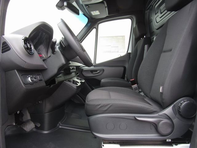 New 2025 Mercedes-Benz Sprinter 2500 image 12