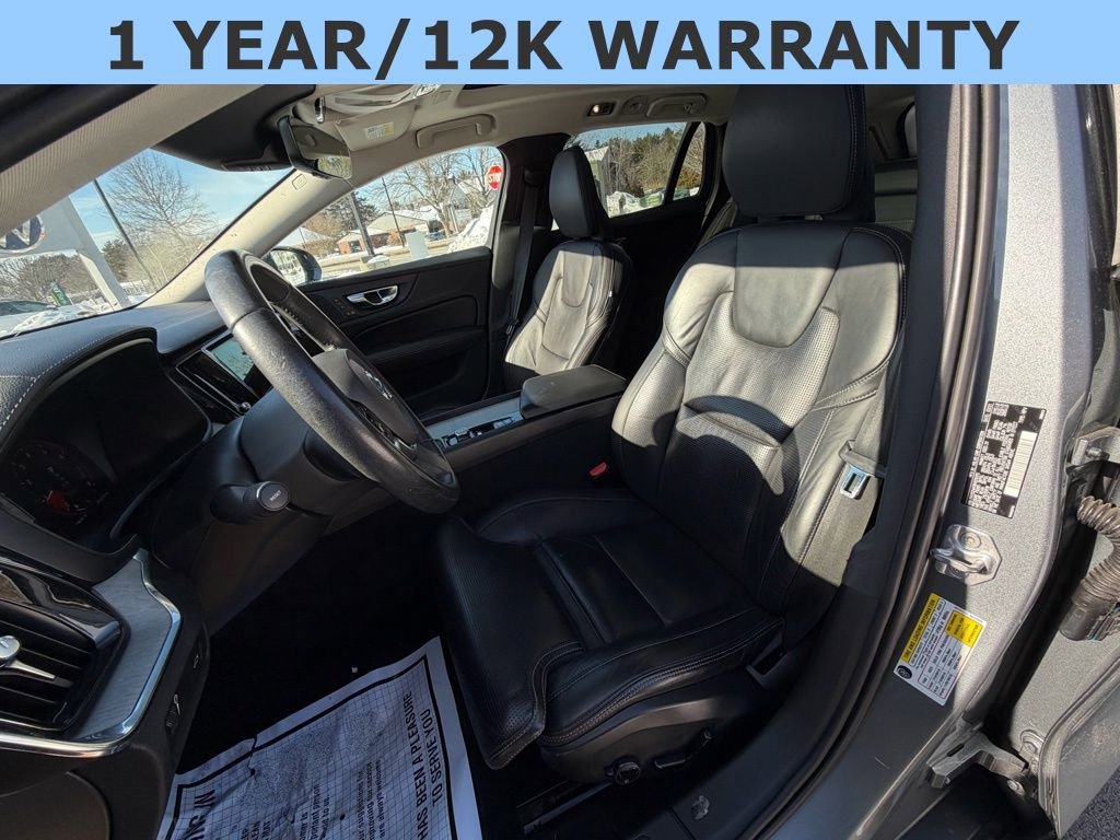 Used 2021 Volvo V60 T5 Cross Country image 21