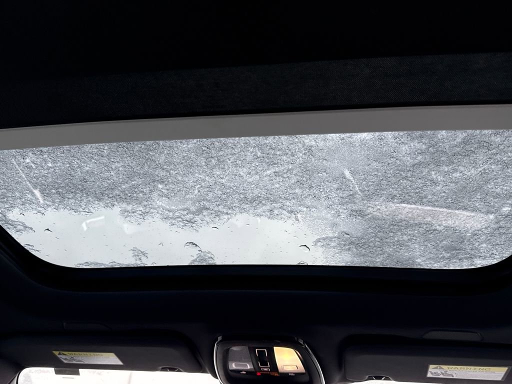 Used 2024 Volvo S60 B5 Plus image 12