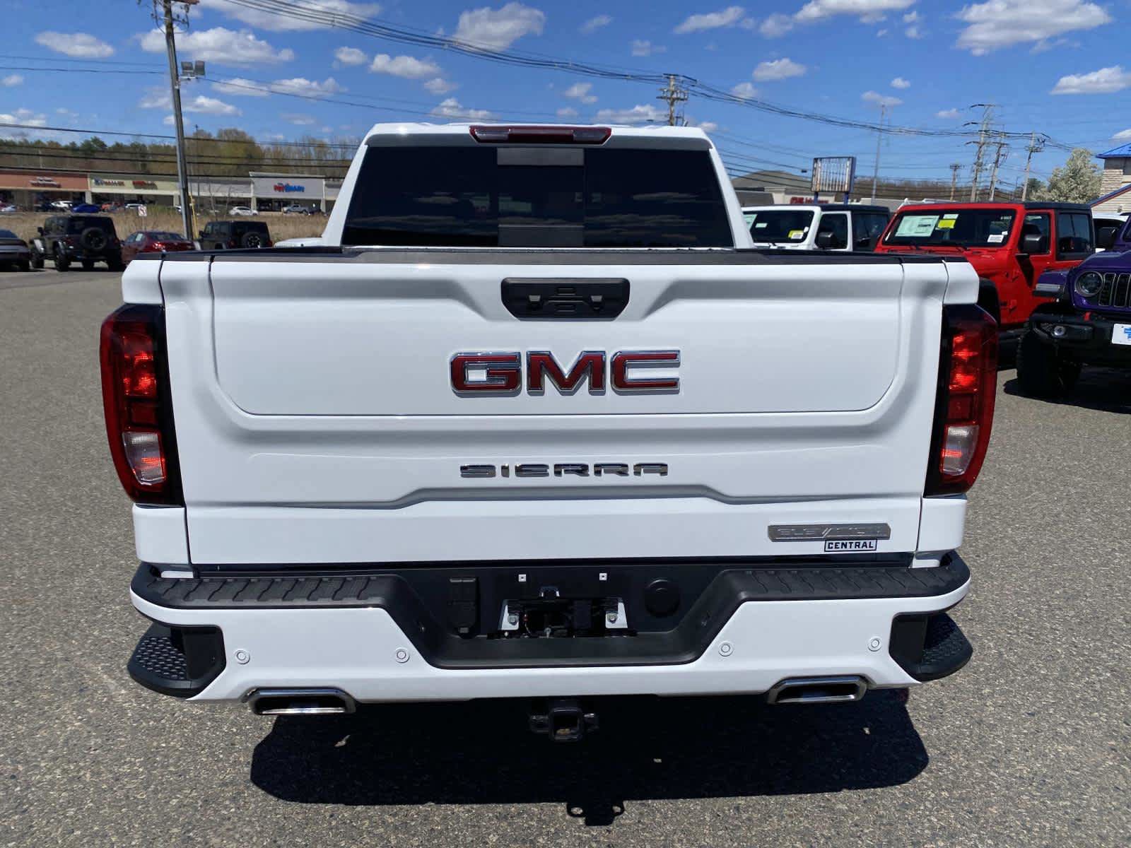 Used 2026 GMC Sierra 1500 Elevation w/ Elevation Premium Package AWD/4WD image 4