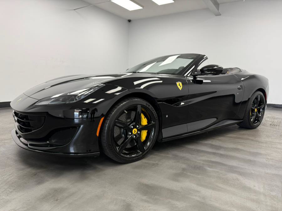 Used 2019 Ferrari Portofino RWD image 4