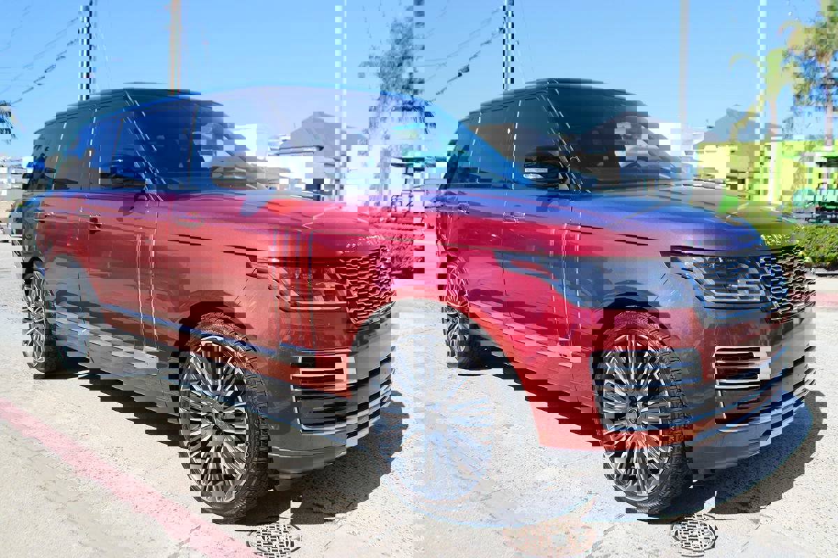 Used 2020 Land Rover Range Rover LWB SV Autobiography image 7