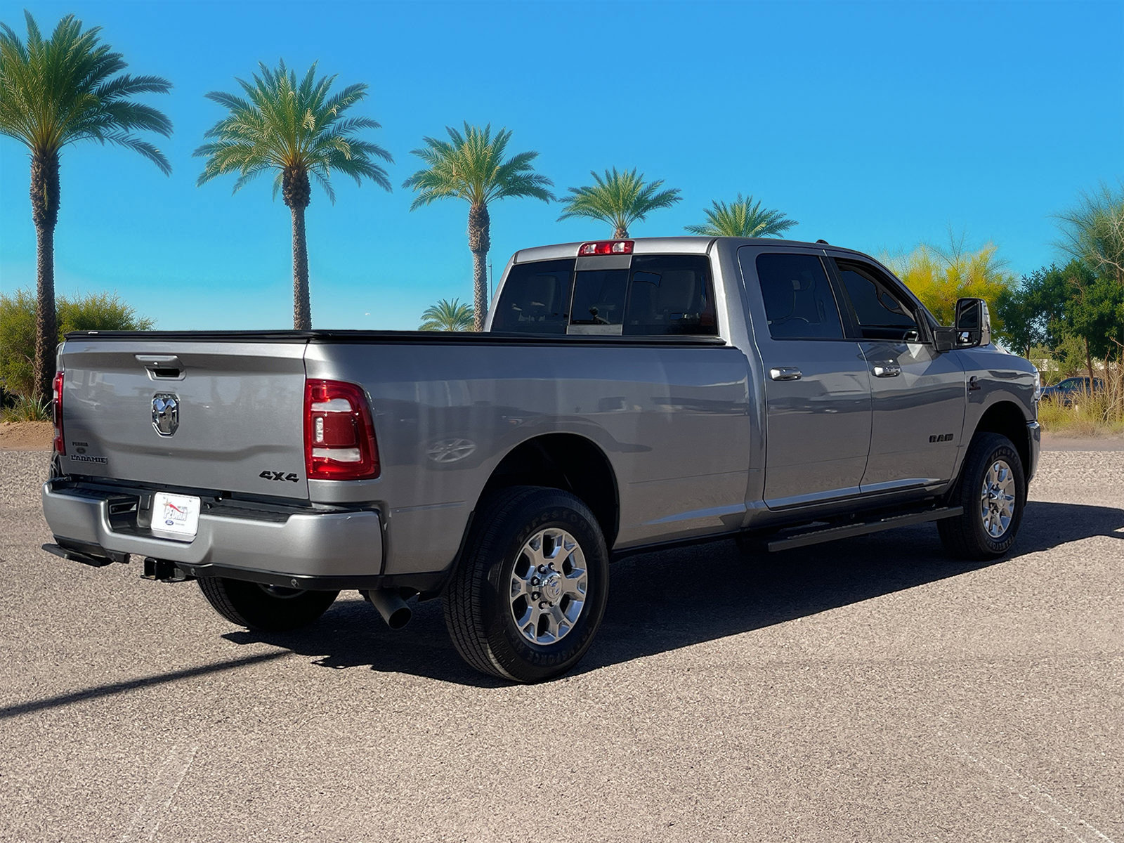Used 2024 RAM 3500 Laramie AWD/4WD image 6