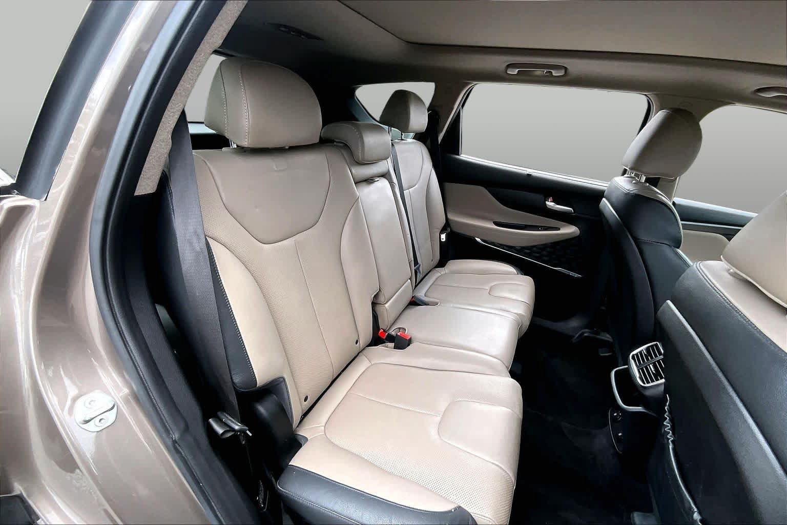 Used 2020 Hyundai Santa Fe SEL FWD image 21
