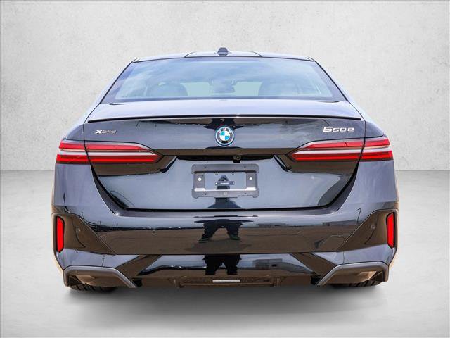 New 2027 BMW 550e xDrive AWD/4WD image 6