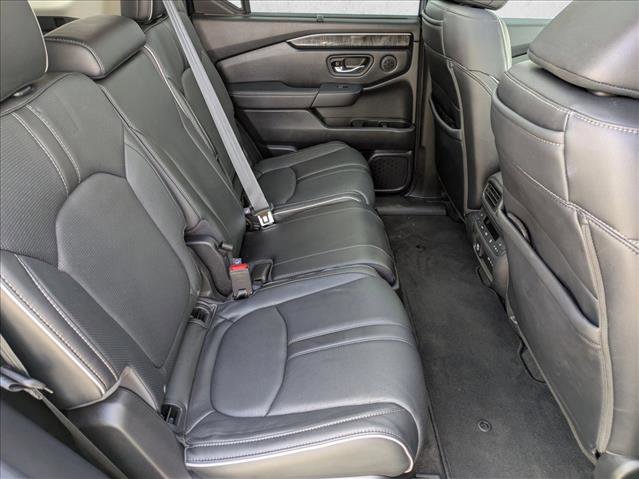 Certified 2025 Honda Pilot Elite image 27