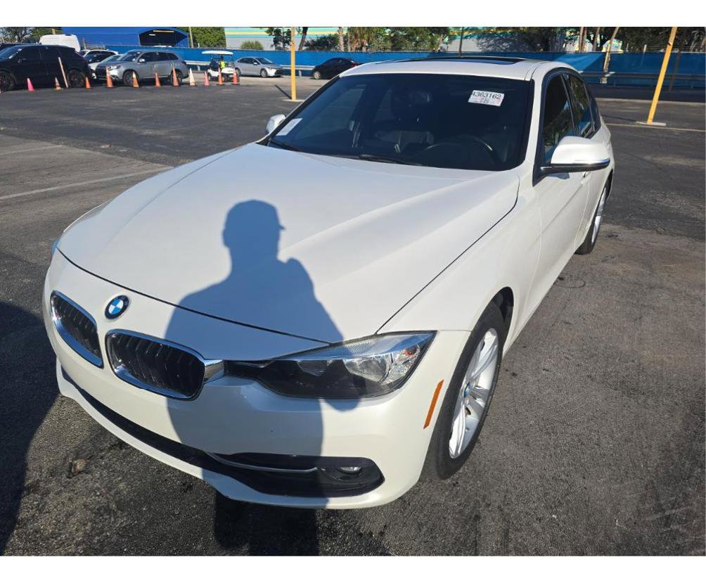 Used 2016 BMW 328i Sedan image 2