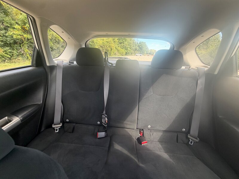Used 2010 Subaru Impreza 2.5i Premium AWD/4WD image 11