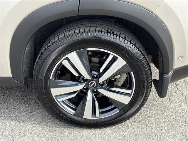 Used 2023 Nissan Rogue Platinum w/ Platinum Premium Package image 29