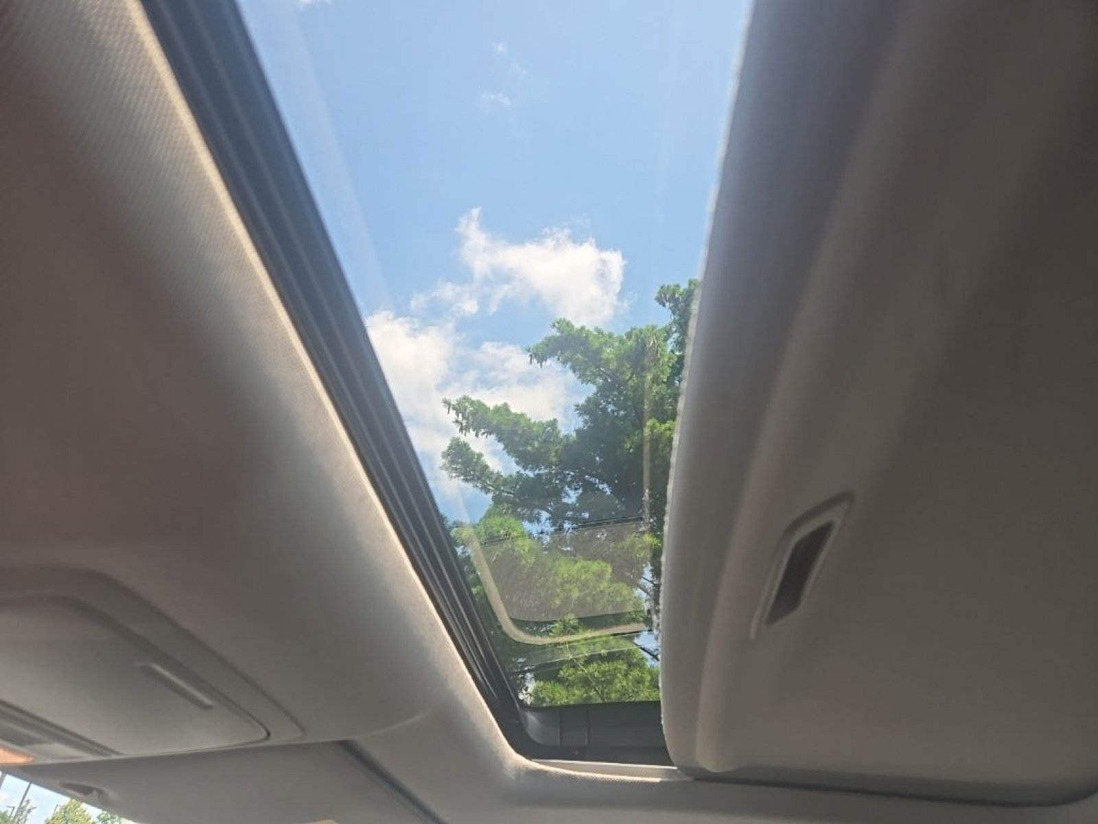 Used 2021 Honda Accord EX-L image 15