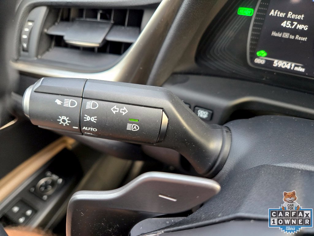 Used 2021 Lexus ES 300h Ultra Luxury w/ Accessory Package FWD image 37