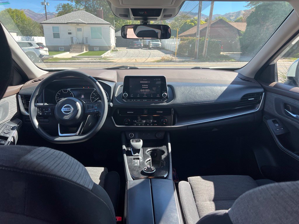 Used 2021 Nissan Rogue SV AWD/4WD image 6