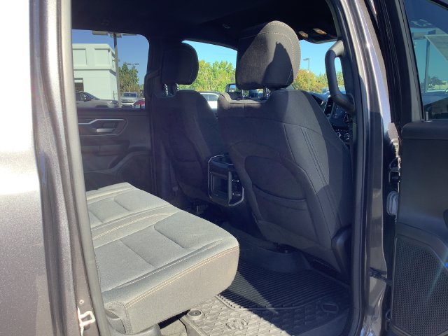 Used 2023 RAM 1500 Big Horn AWD/4WD image 34