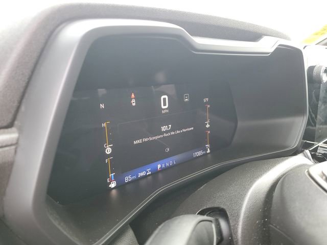Used 2023 Chevrolet Colorado Trail Boss w/ Safety Package AWD/4WD image 15
