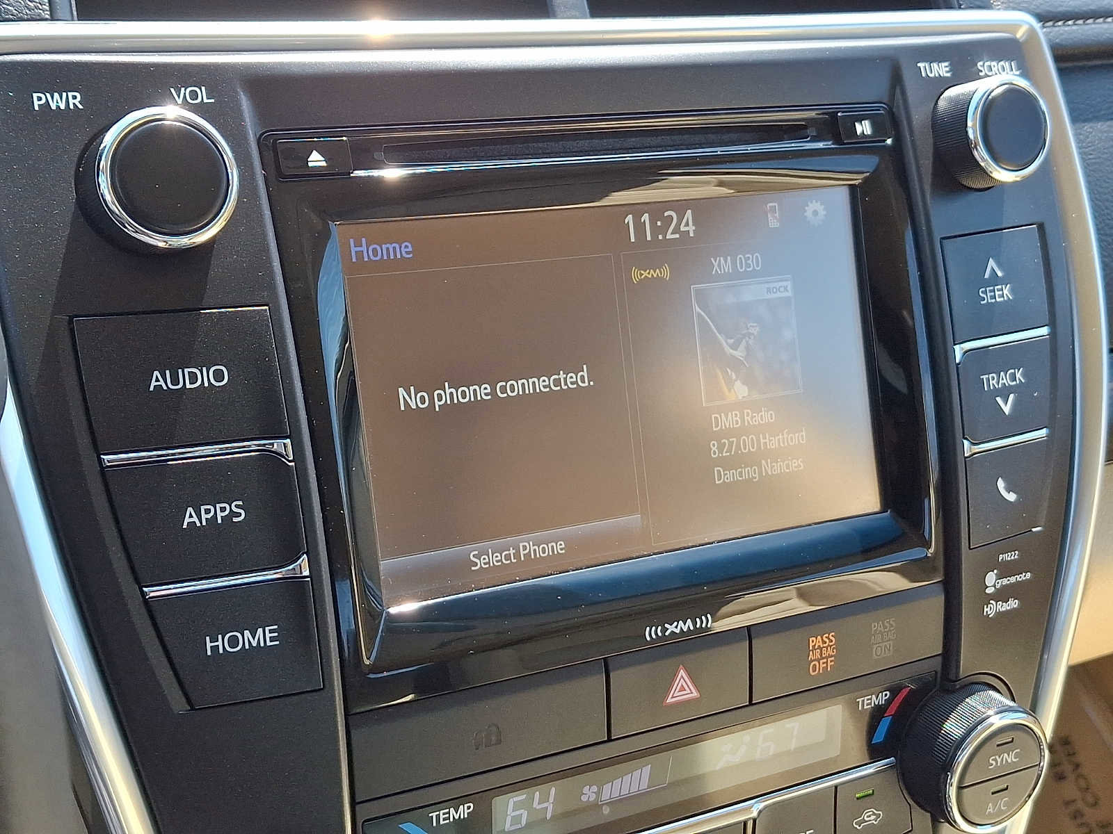 Used 2016 Toyota Camry XLE FWD image 25