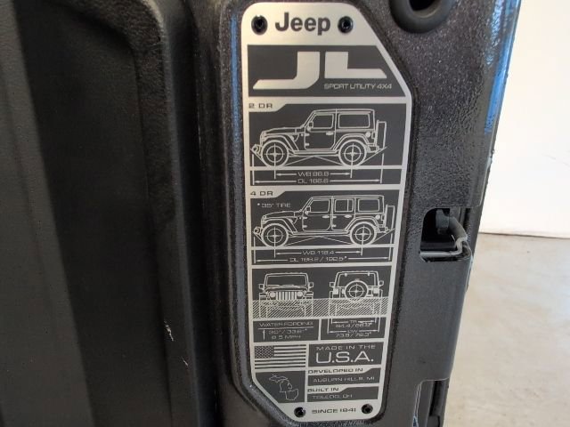 Used 2021 Jeep Wrangler Unlimited Sahara w/ Uconnect 4C Nav & Sound Group image 37