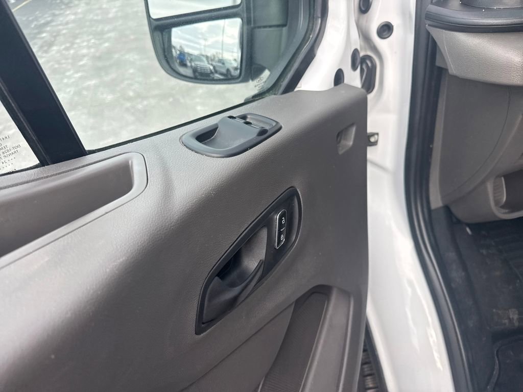 Used 2024 Ford Transit 250 Low Roof w/ Exterior Upgrade Package image 26