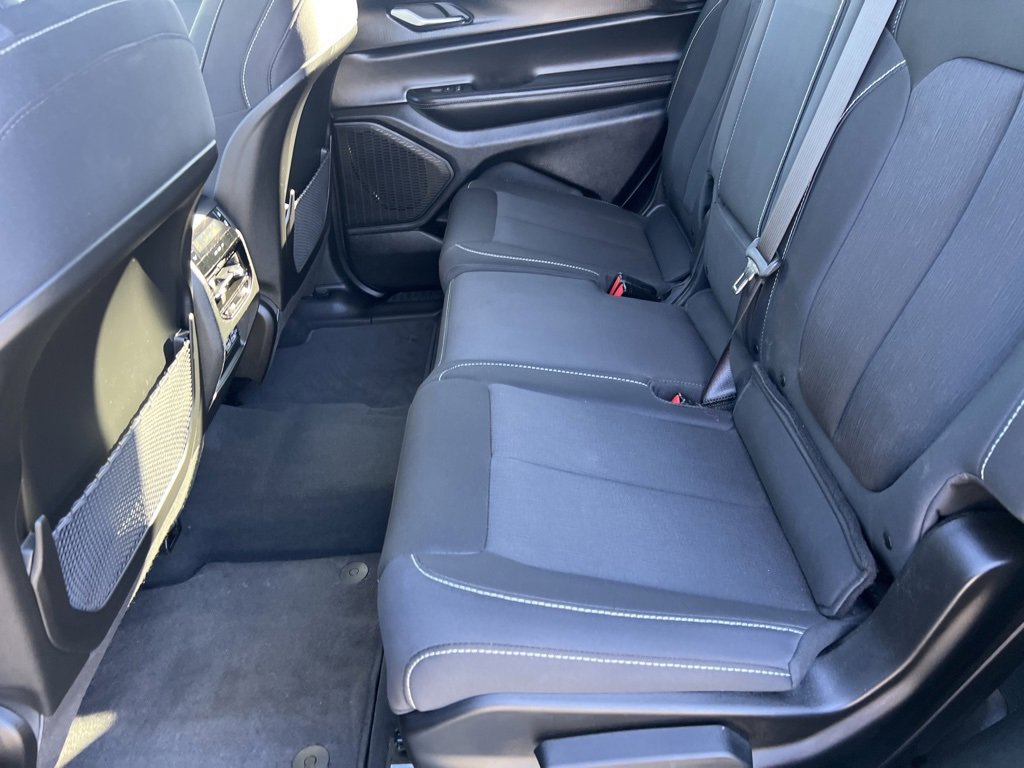 Used 2025 Jeep Grand Cherokee L Laredo w/ Luxury Tech Group I image 22