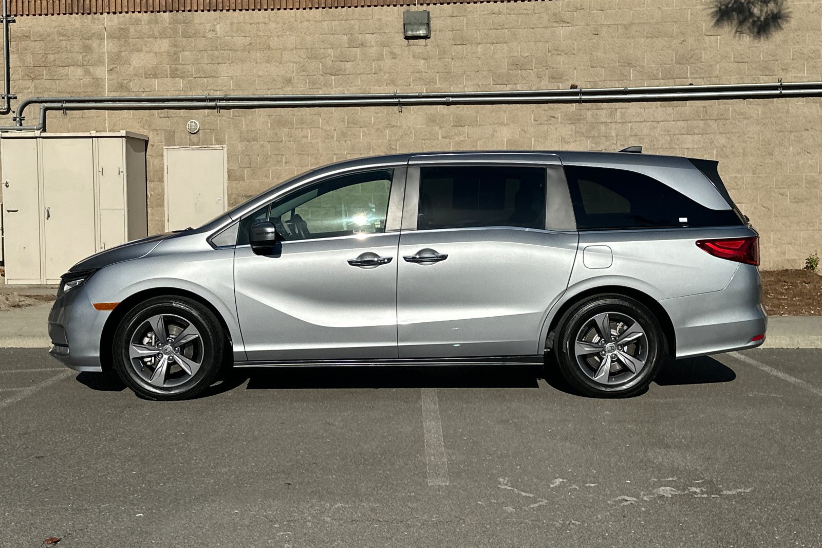Used 2024 Honda Odyssey EX image 6