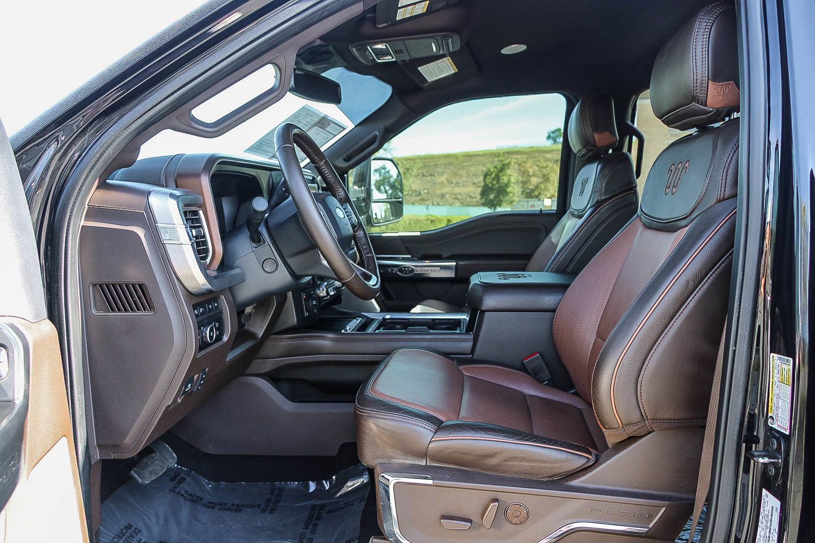 Used 2024 Ford F250 King Ranch image 17