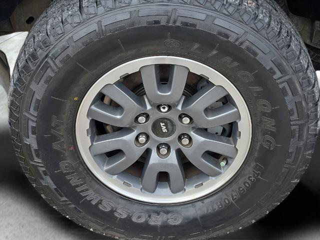 Used 2012 Ford F150 FX4 w/ FX Plus Pkg AWD/4WD image 8