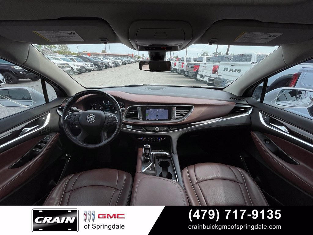 Used 2018 Buick Enclave Avenir w/ Avenir Technology Package FWD image 28