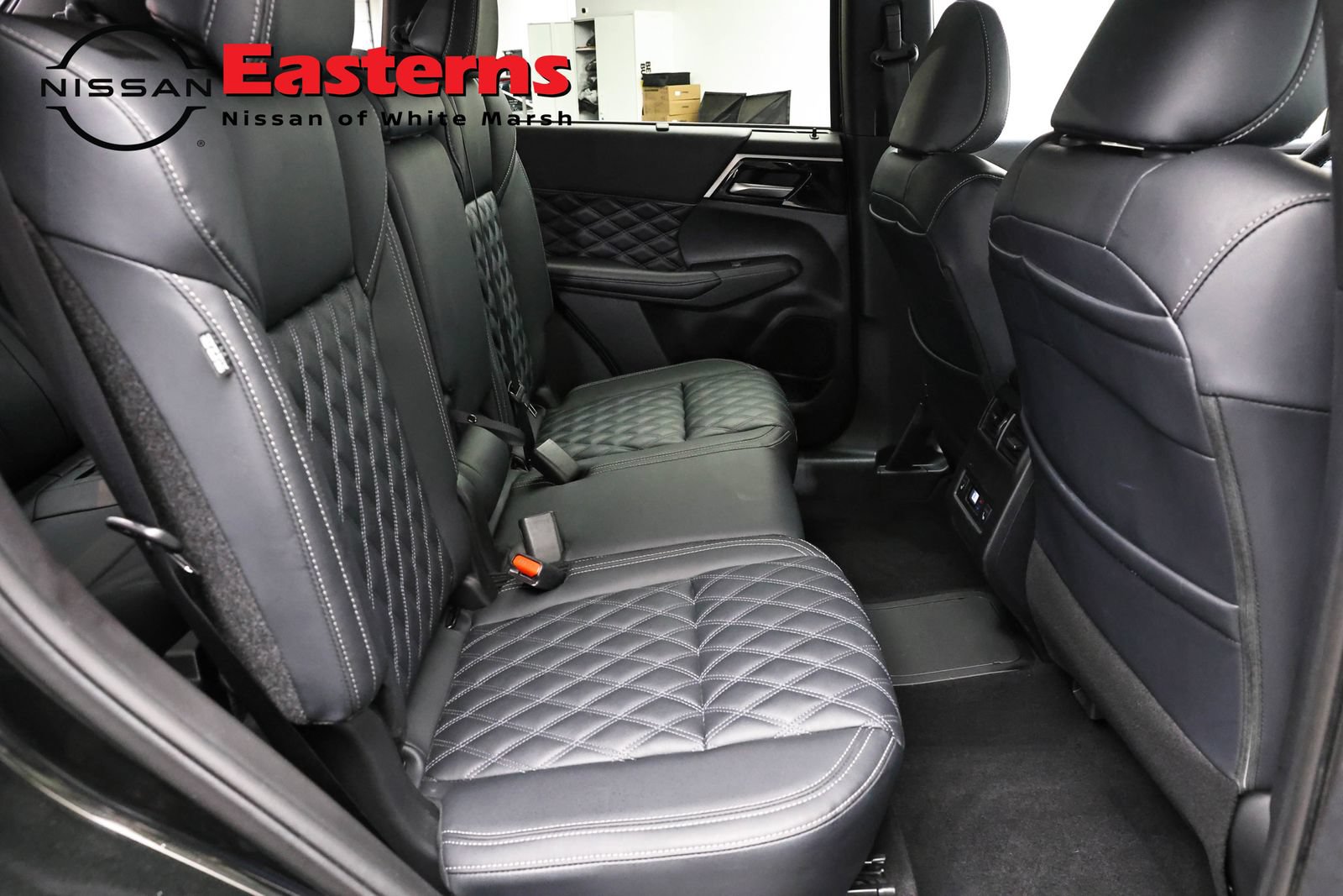 Used 2024 Mitsubishi Outlander SEL AWD/4WD image 23