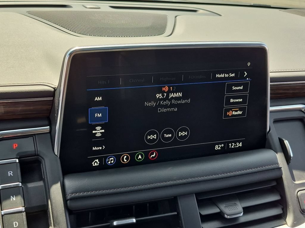 Used 2021 Chevrolet Tahoe High Country RWD image 13