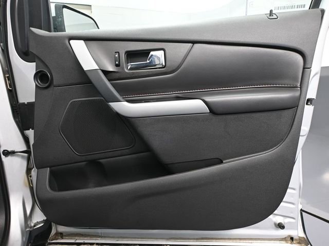 Used 2013 Ford Edge SEL image 41