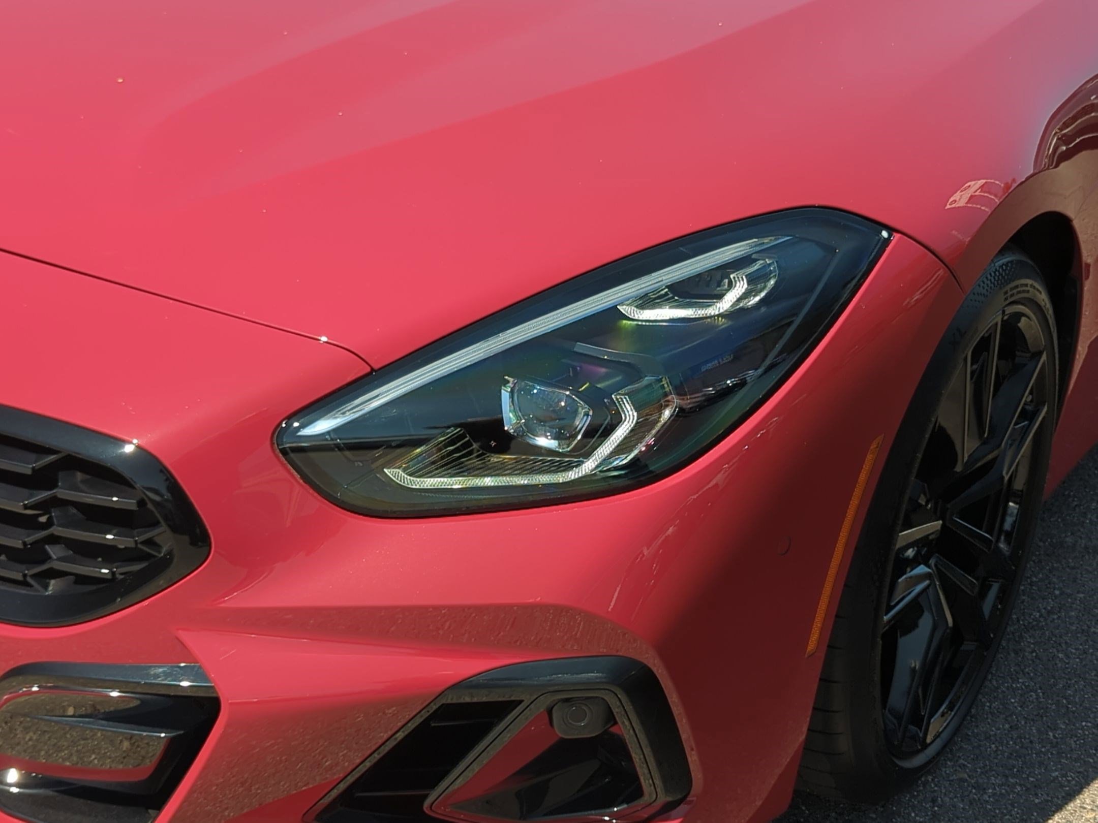 Certified 2024 BMW Z4 M40i w/ Premium Package image 6