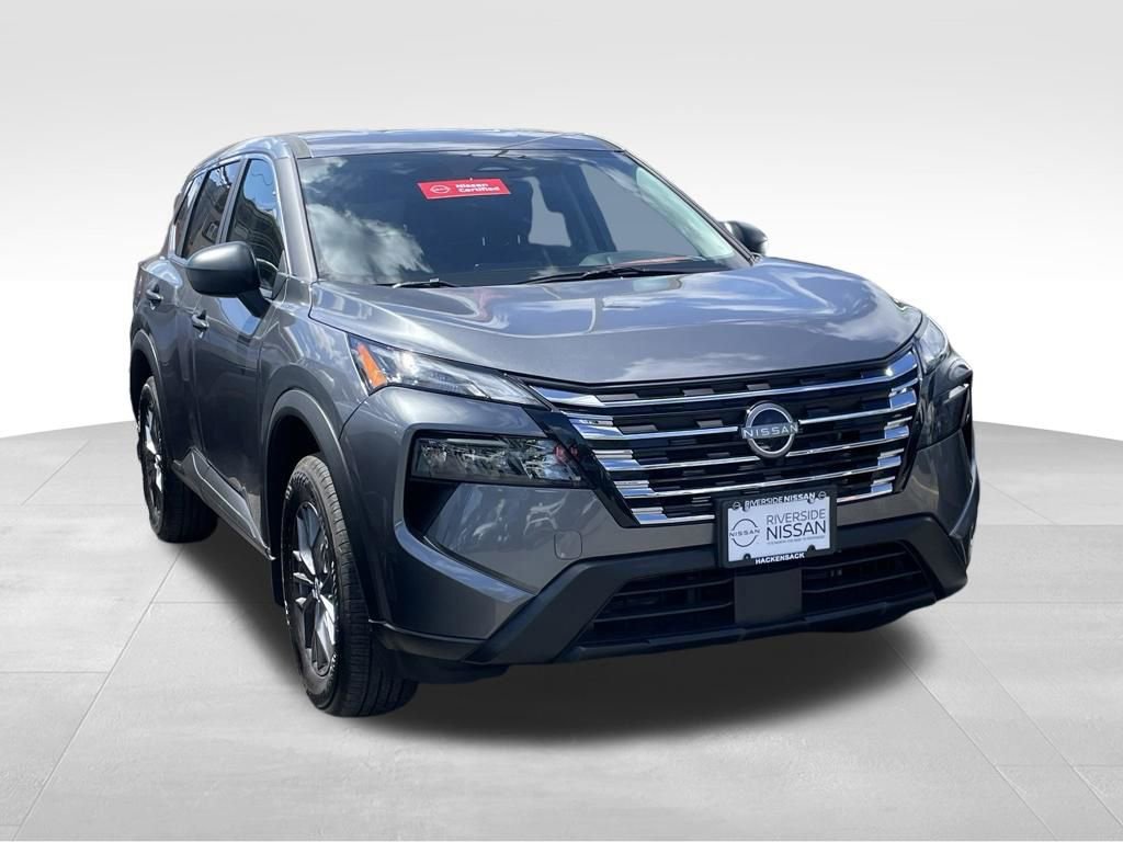 Certified 2026 Nissan Rogue S AWD/4WD image 3
