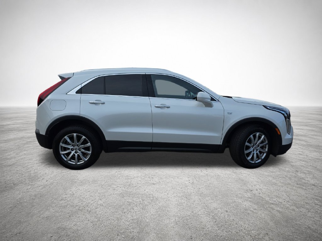 Used 2021 Cadillac XT4 Luxury w/ Cold Weather Package AWD/4WD image 10