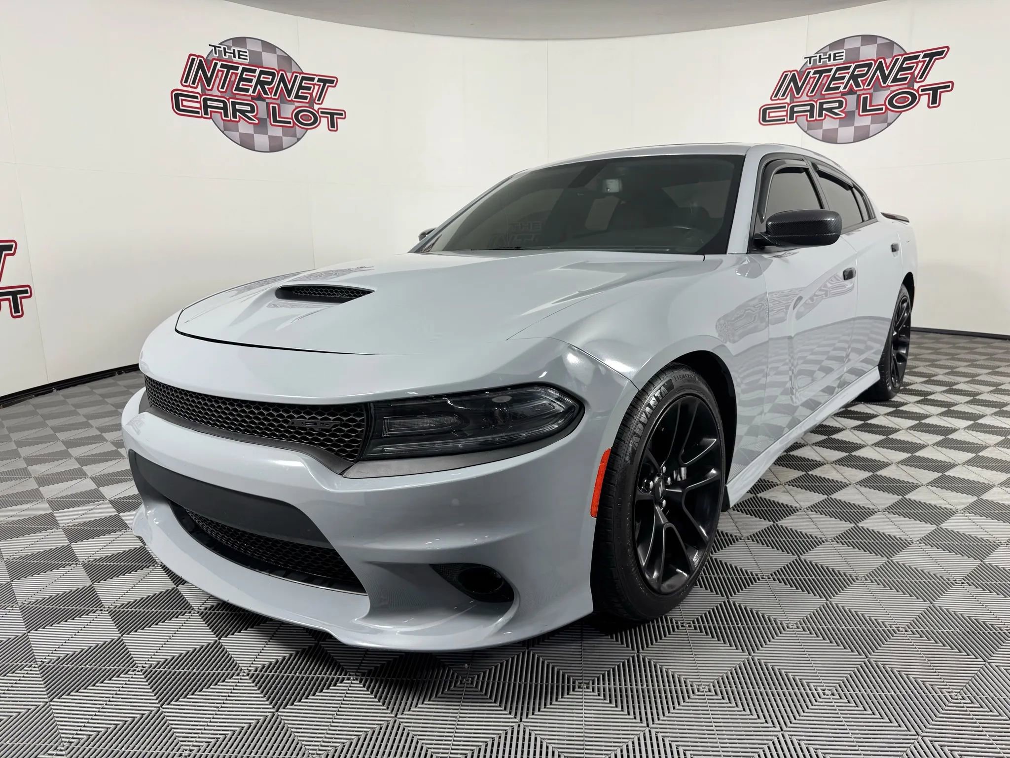 Used 2022 Dodge Charger Scat Pack w/ Navigation & Travel Group image 3