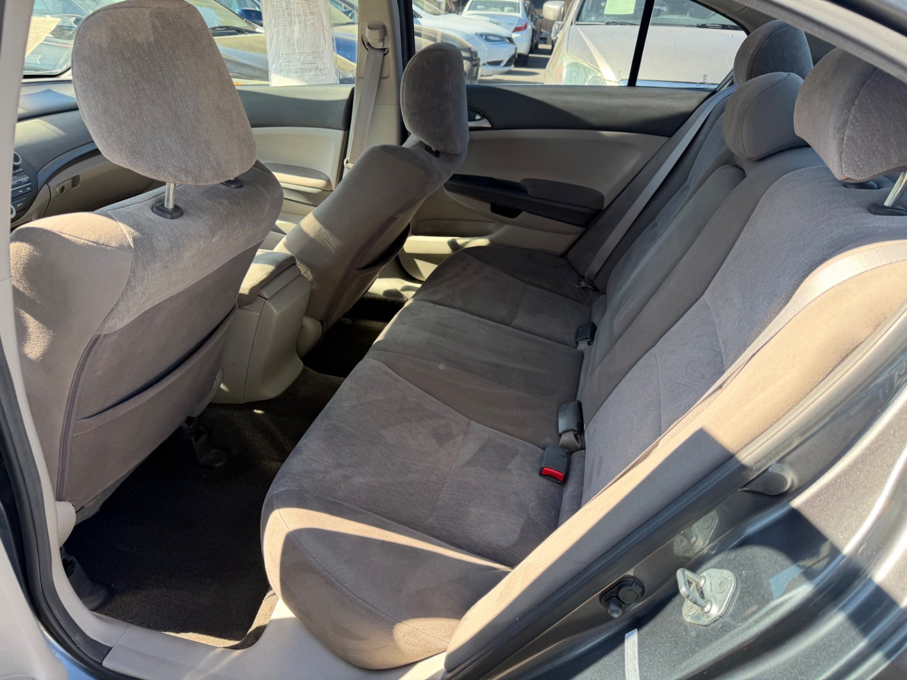 Used 2010 Honda Accord LX image 8