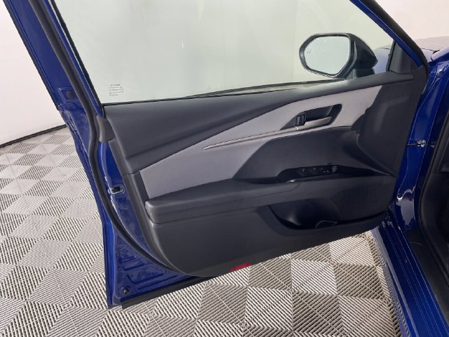 New 2026 Toyota Camry SE FWD image 5