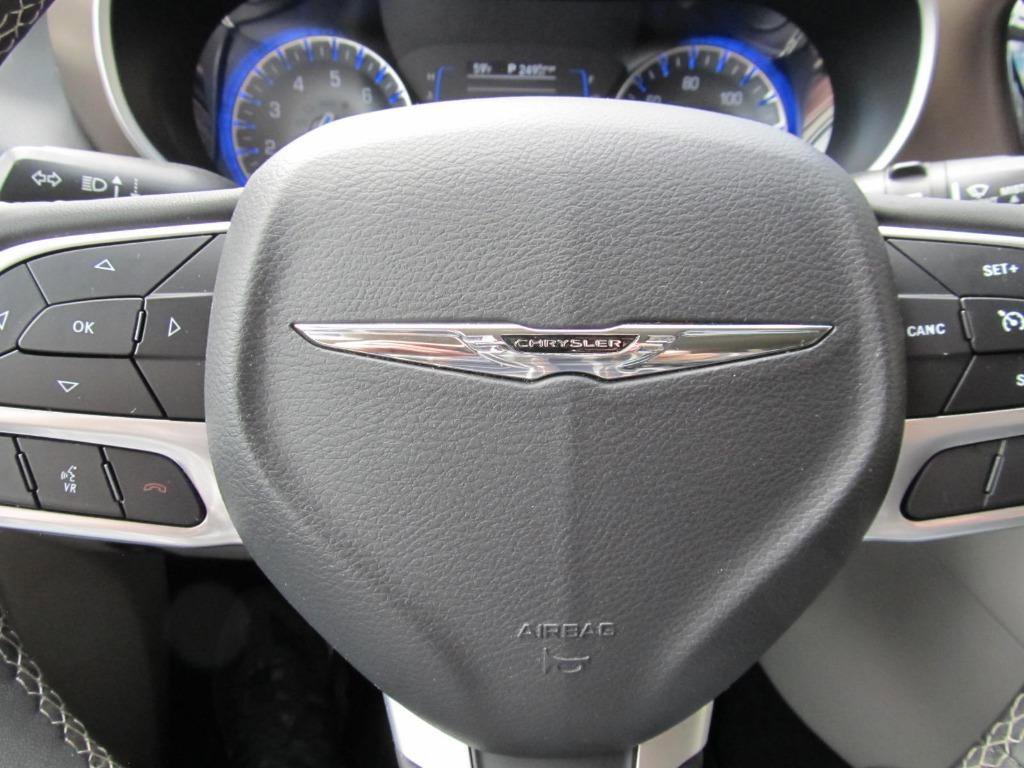 Used 2023 Chrysler Voyager LX image 54