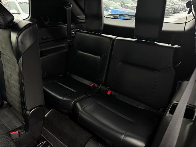 Used 2025 Mitsubishi Outlander Trail Edition image 21