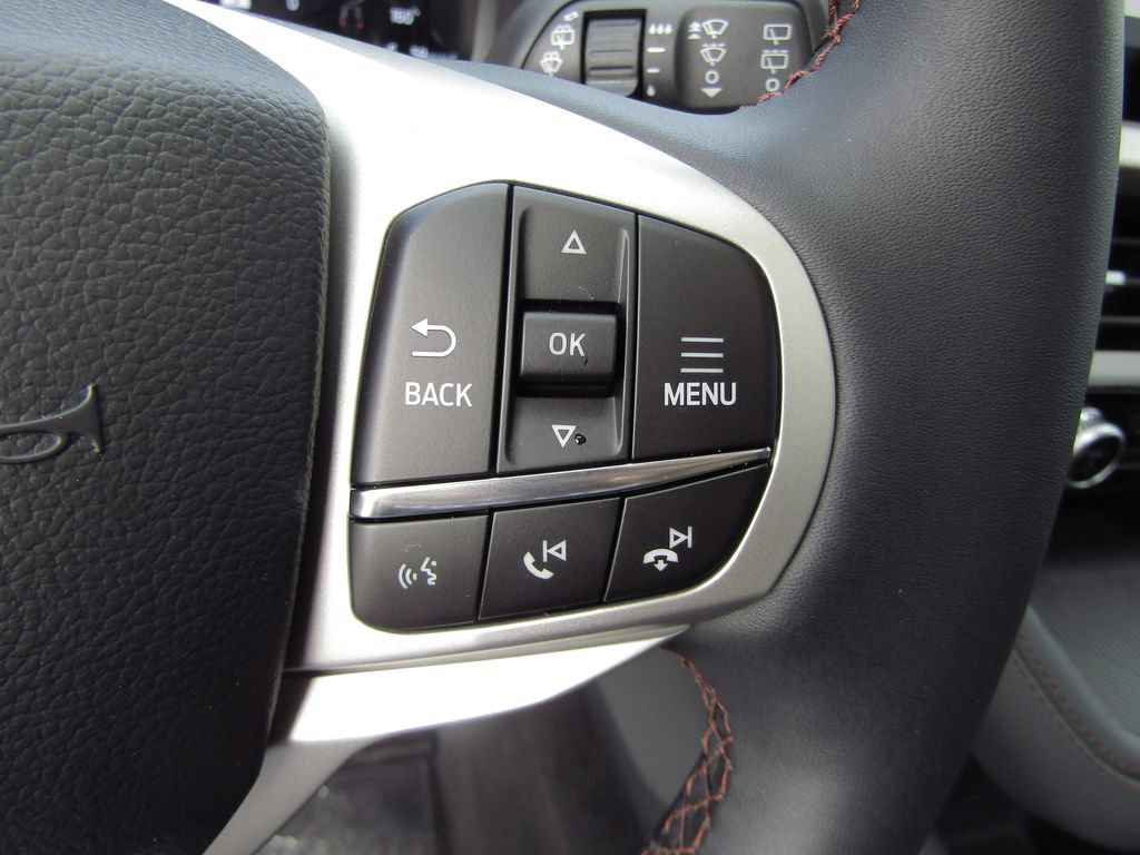 New 2026 Ford Explorer Active w/ Active Comfort Package AWD/4WD image 25