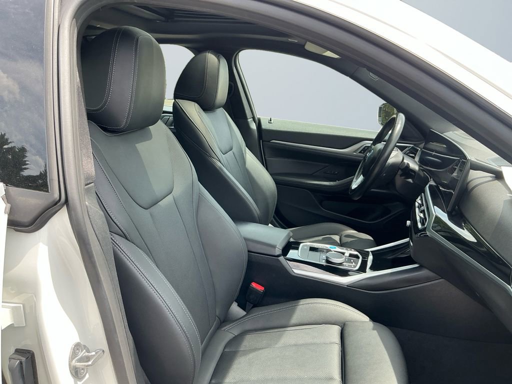 Used 2024 BMW i4 eDrive40 w/ Premium Package RWD image 16