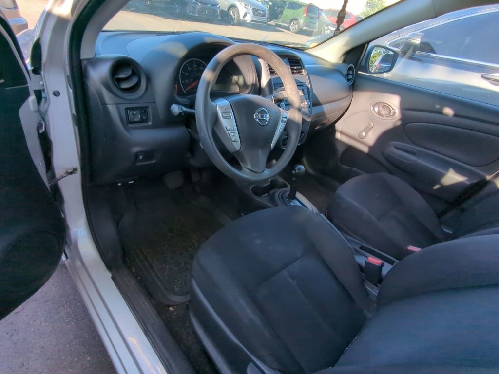 Used 2018 Nissan Versa S Plus FWD image 7
