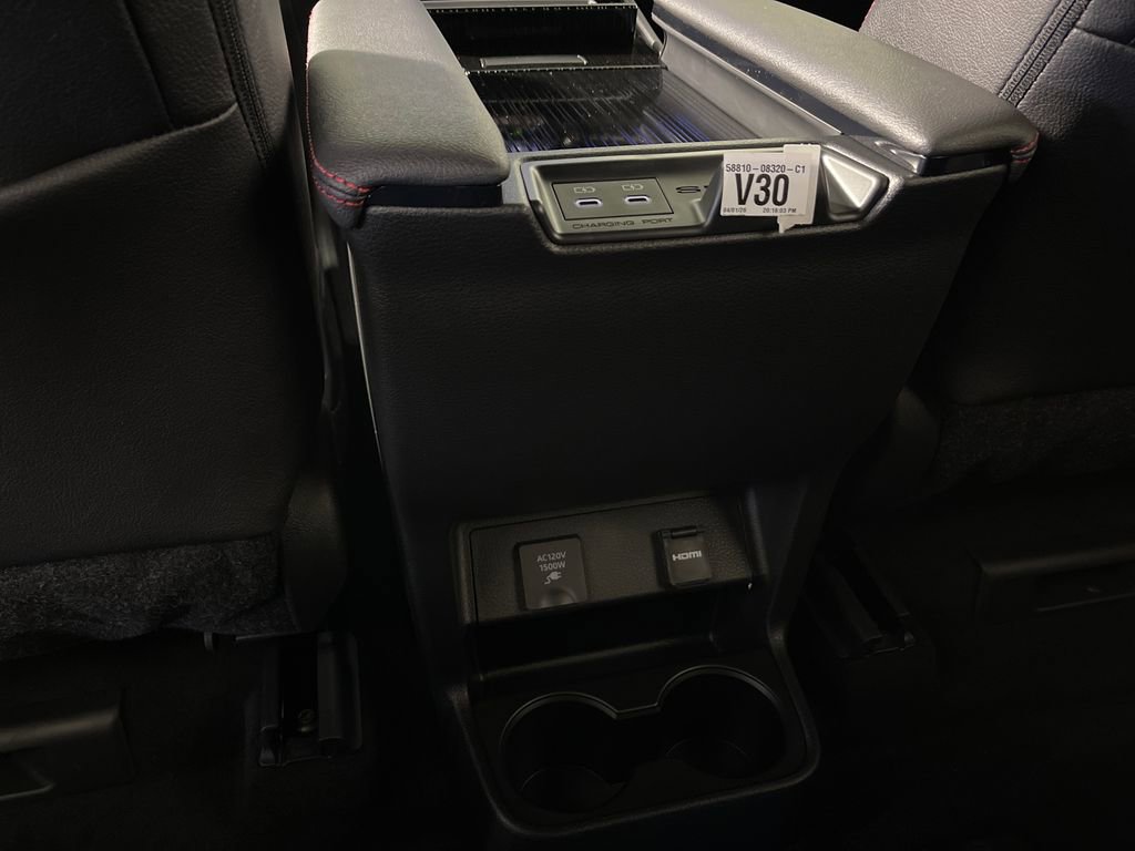 New 2026 Toyota Sienna XSE image 25