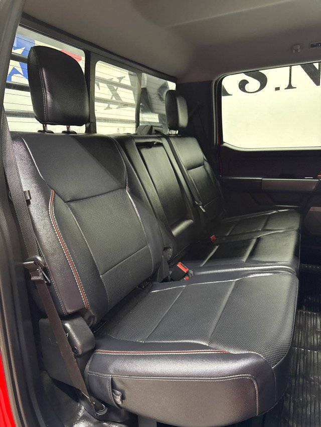 Used 2024 Ford F350 Lariat image 29