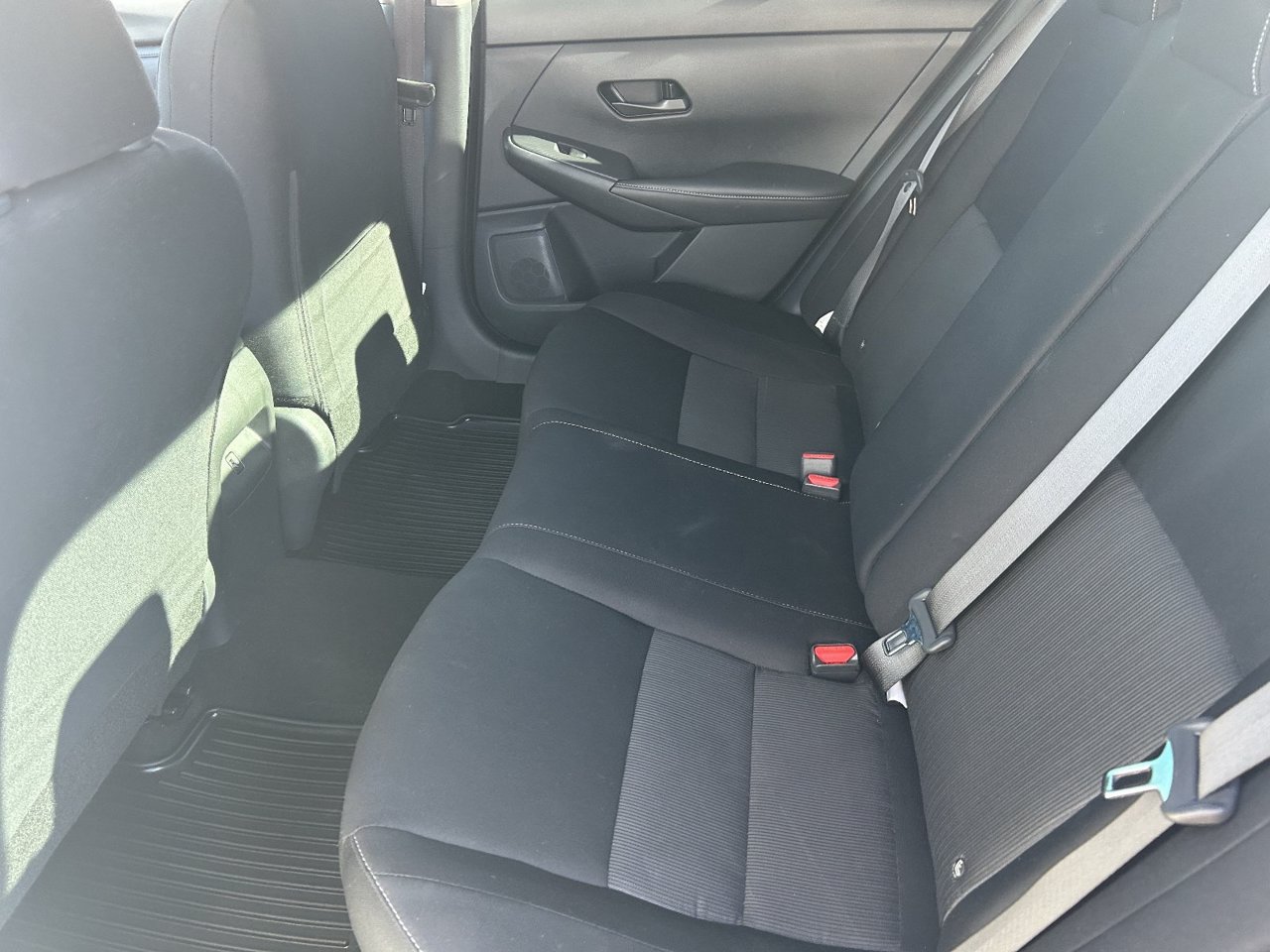 Used 2024 Nissan Sentra SV FWD image 18