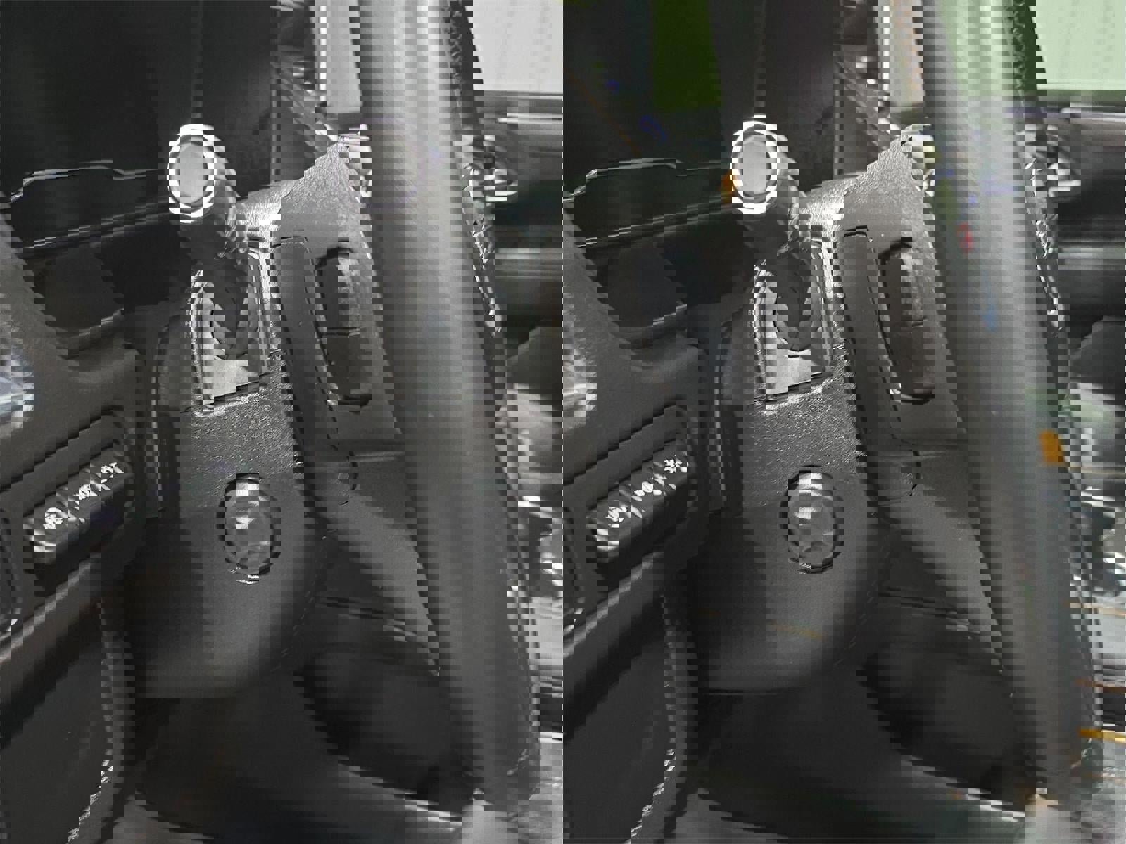 Used 2024 GMC Yukon XL AT4 w/ AT4 Premium Package image 10