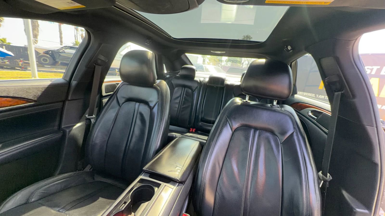 Used 2017 Lincoln MKZ Reserve image 12