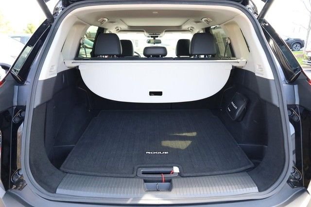 Certified 2023 Nissan Rogue SV w/ SV Premium B Package AWD/4WD image 7