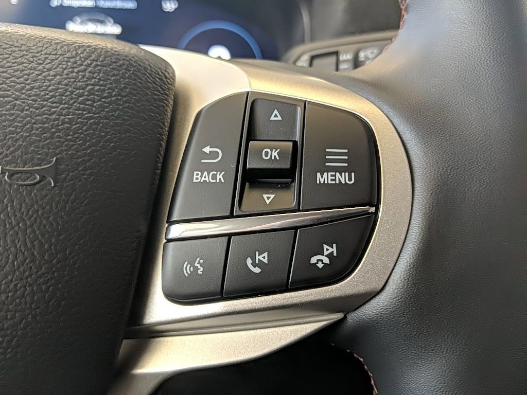 Certified 2025 Ford Explorer Active image 19